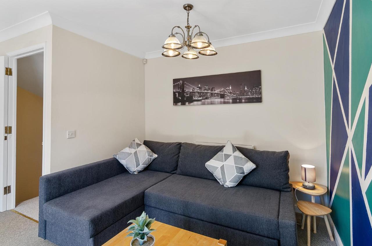 Villa 4Br Townhouse Wbalcony Free Parking Fast Wi-Fi NWI Exterior foto