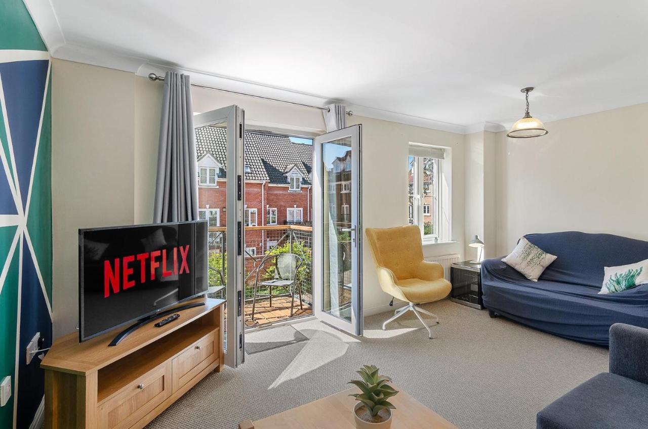 Villa 4Br Townhouse Wbalcony Free Parking Fast Wi-Fi NWI Exterior foto