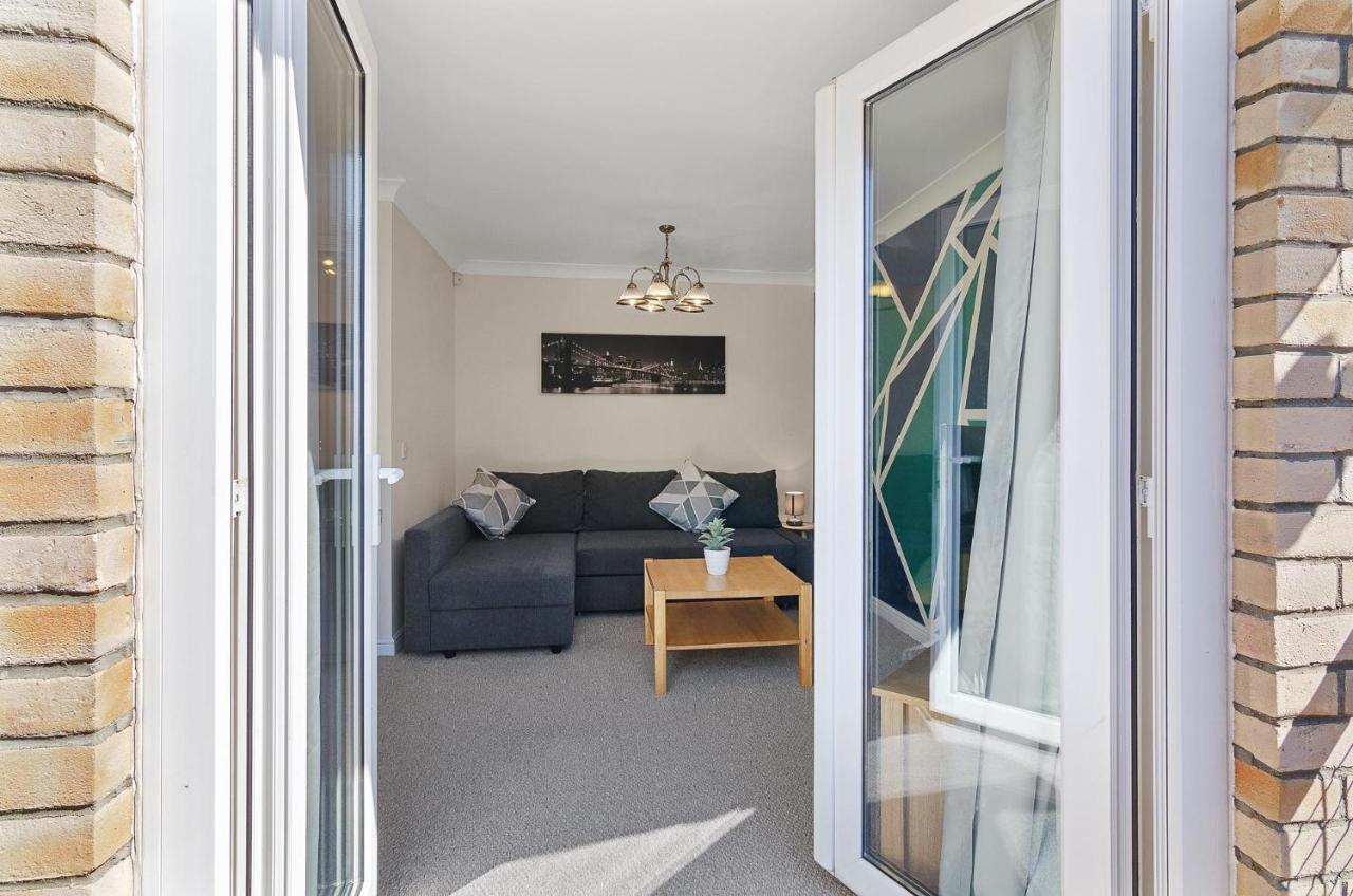 Villa 4Br Townhouse Wbalcony Free Parking Fast Wi-Fi NWI Exterior foto