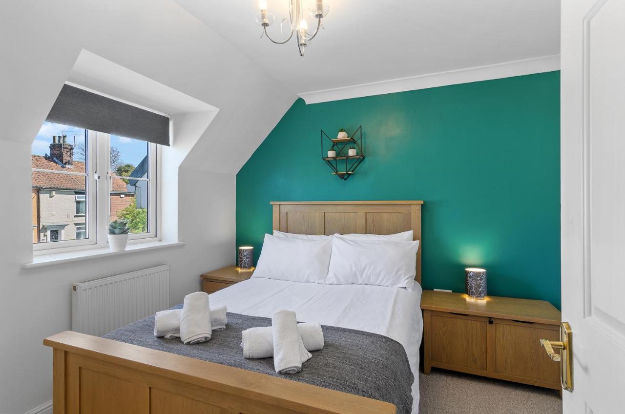 Villa 4Br Townhouse Wbalcony Free Parking Fast Wi-Fi NWI Exterior foto