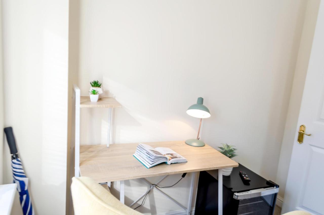 Villa 4Br Townhouse Wbalcony Free Parking Fast Wi-Fi NWI Exterior foto